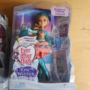 Ever After High Ashlynn Ella Doll - Epic Winter